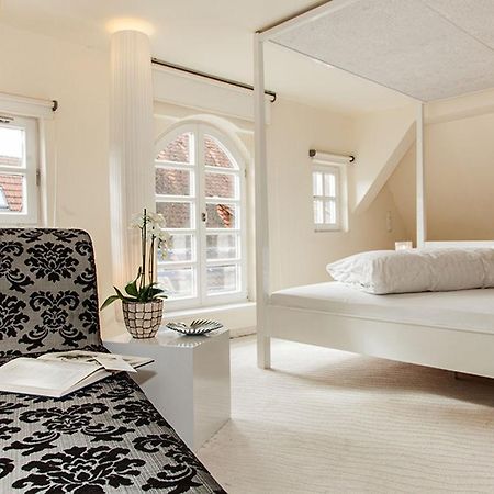 Boutique Hotel Pfauen Schorndorf  Bagian luar foto