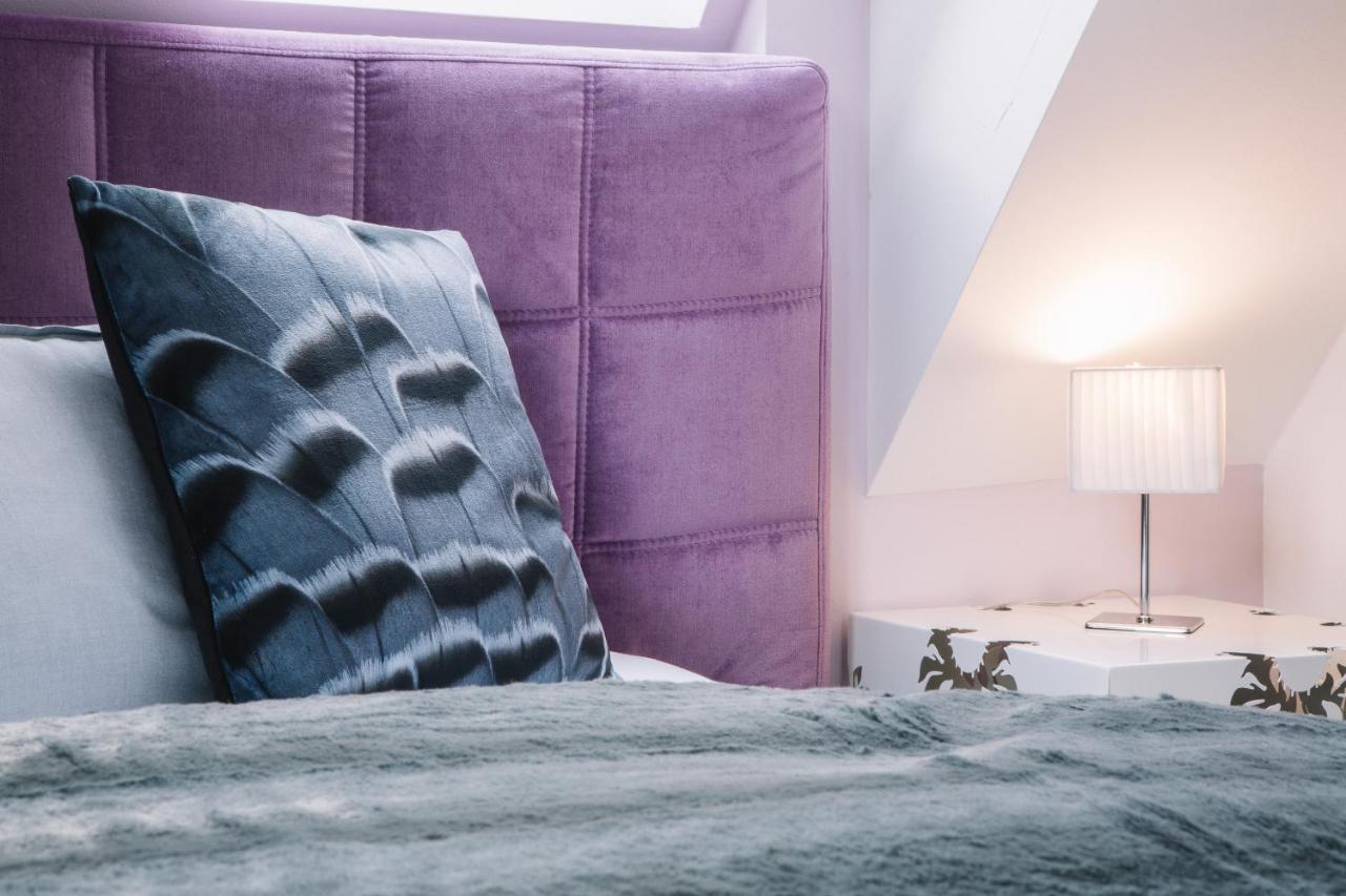 Boutique Hotel Pfauen Schorndorf  Bagian luar foto