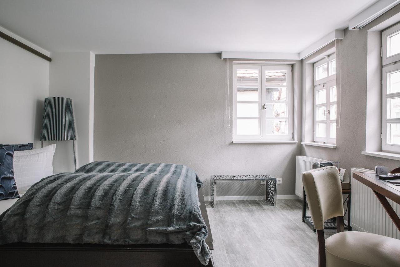 Boutique Hotel Pfauen Schorndorf  Bagian luar foto