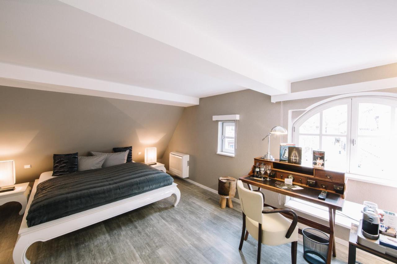 Boutique Hotel Pfauen Schorndorf  Bagian luar foto