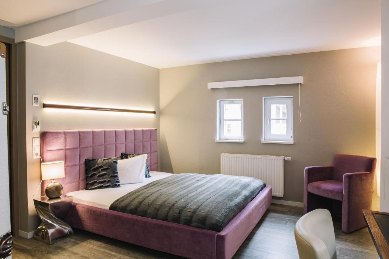 Boutique Hotel Pfauen Schorndorf  Bagian luar foto