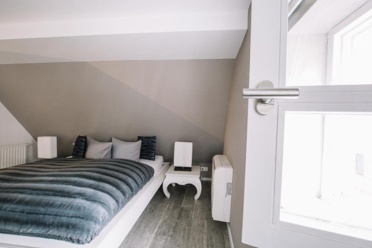 Boutique Hotel Pfauen Schorndorf  Bagian luar foto