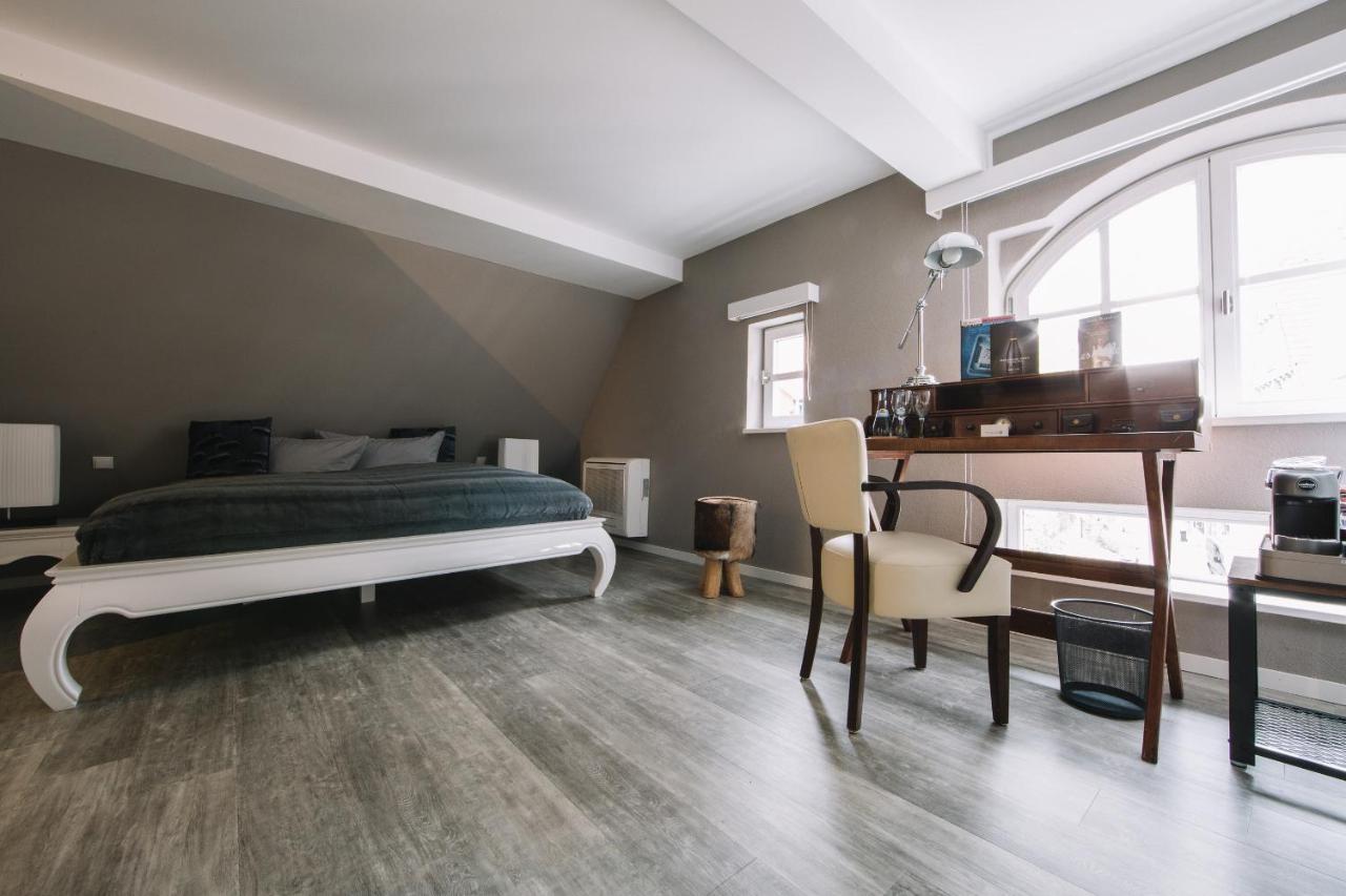 Boutique Hotel Pfauen Schorndorf  Bagian luar foto