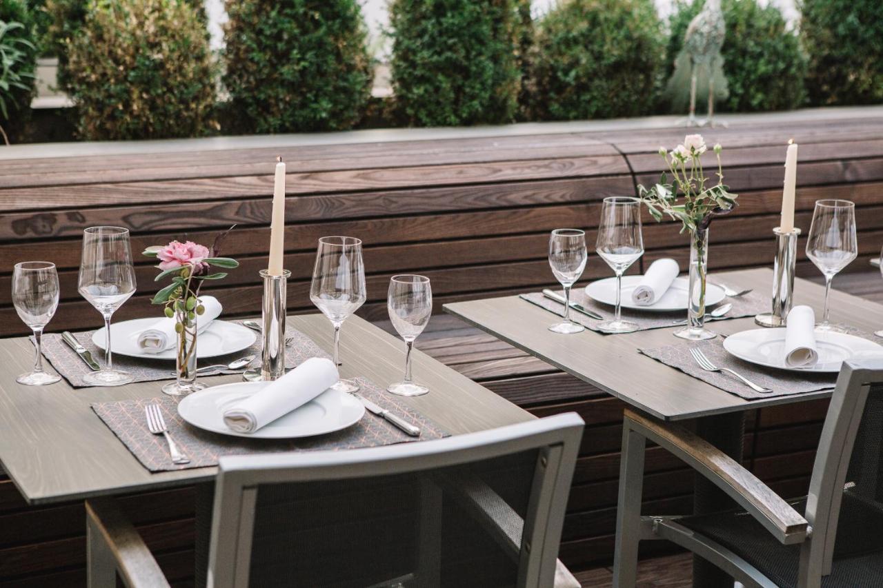 Boutique Hotel Pfauen Schorndorf  Bagian luar foto